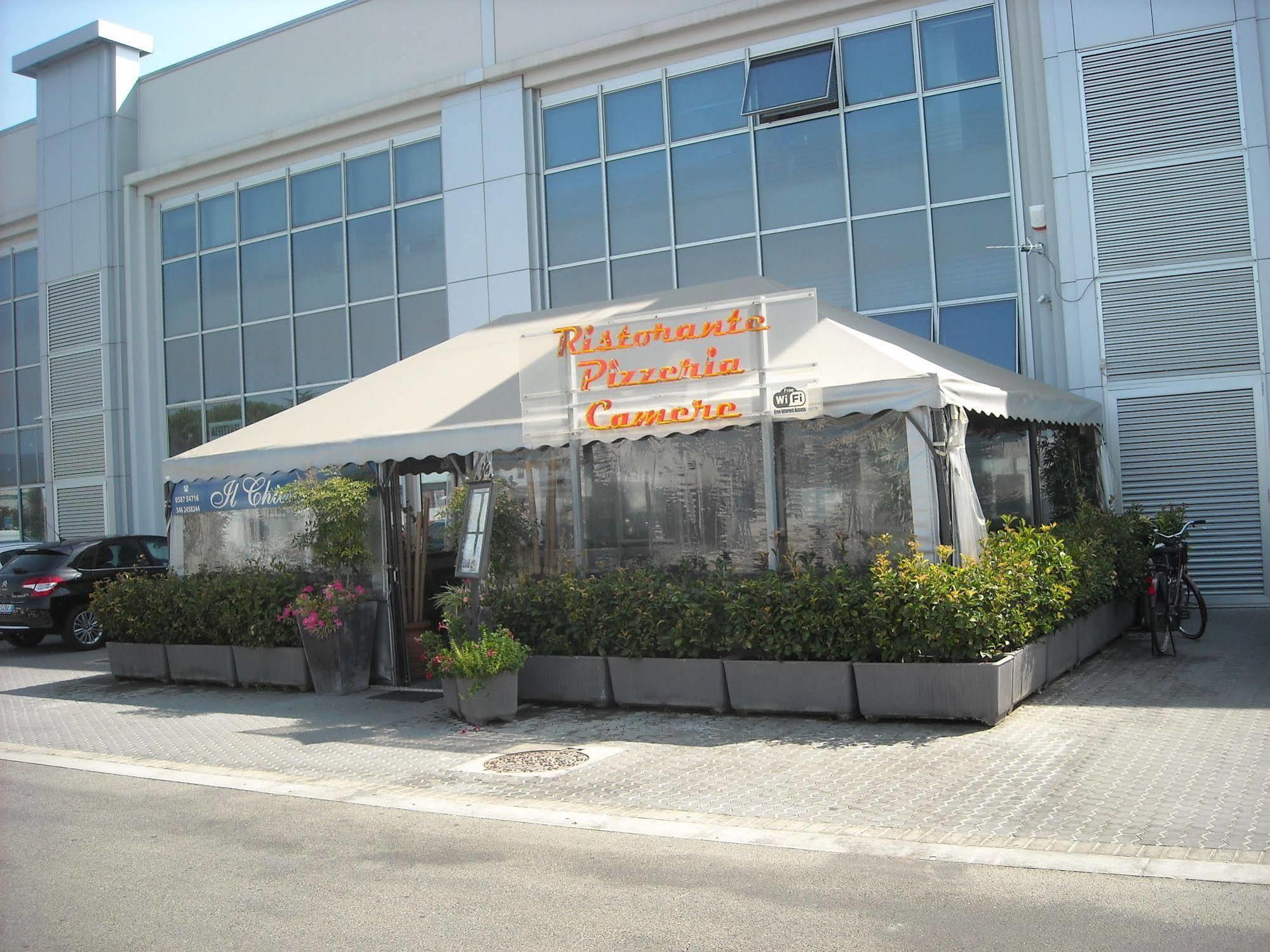 Hotel Il Chiesino à Pontedera Extérieur photo