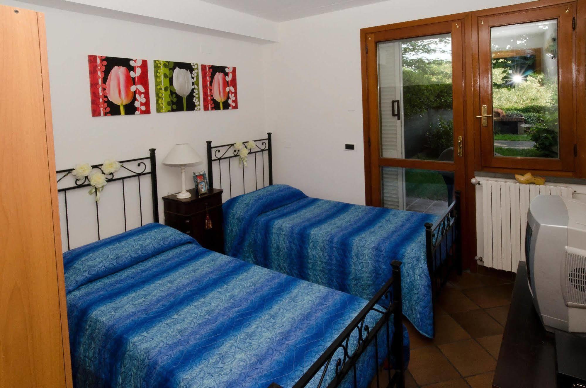Hotel Il Chiesino à Pontedera Extérieur photo